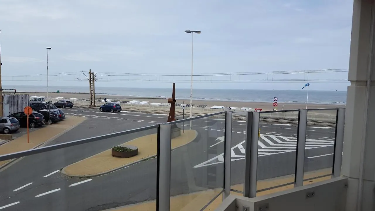 Studio Raversijde With Sea View Ostend Apartment